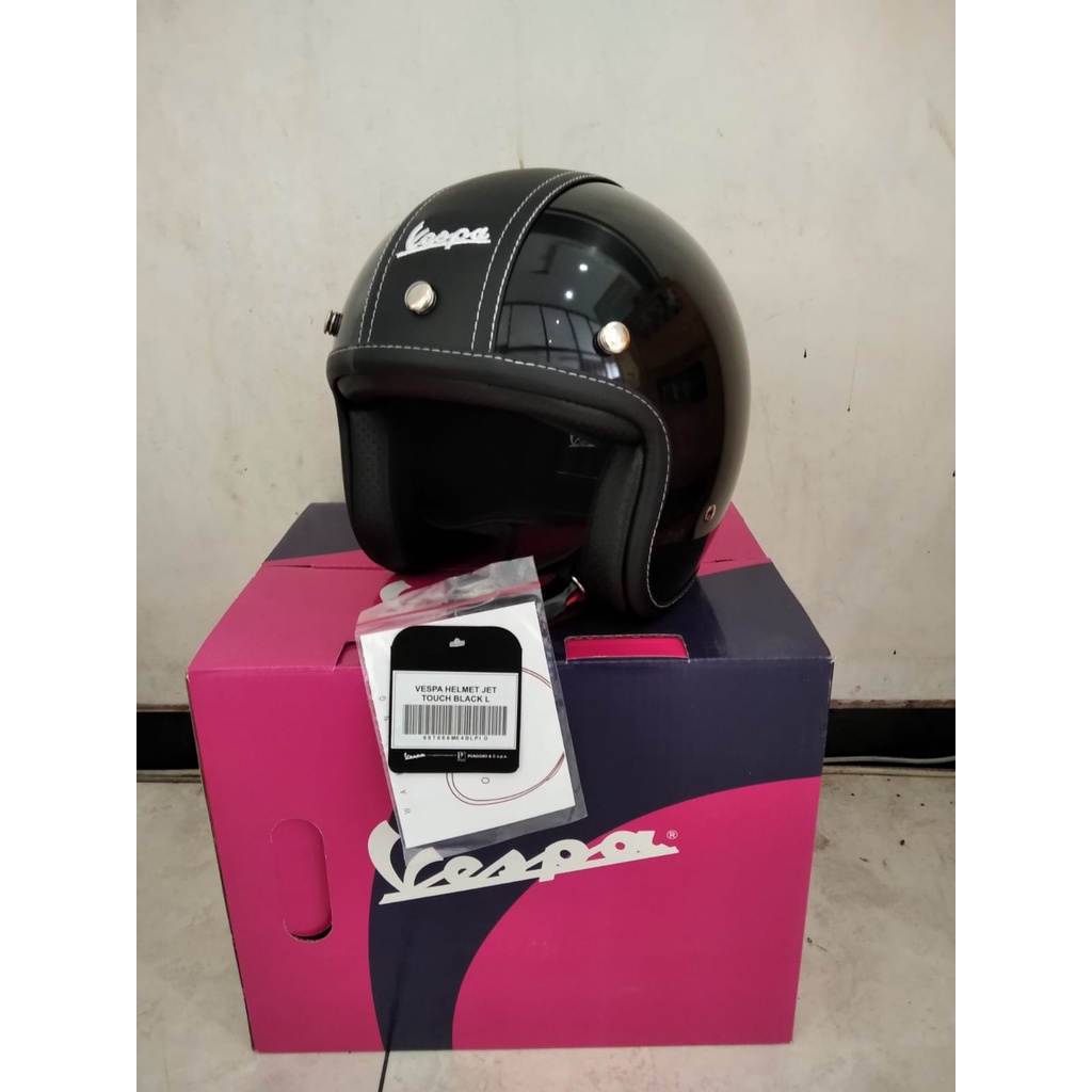 Helm Jet Touch Vespa Warna Hitam/Black Glossy Original
