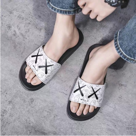 SANDAL PRIA UNISEX KARET SLOP MOTIF XX APPLAUSEE