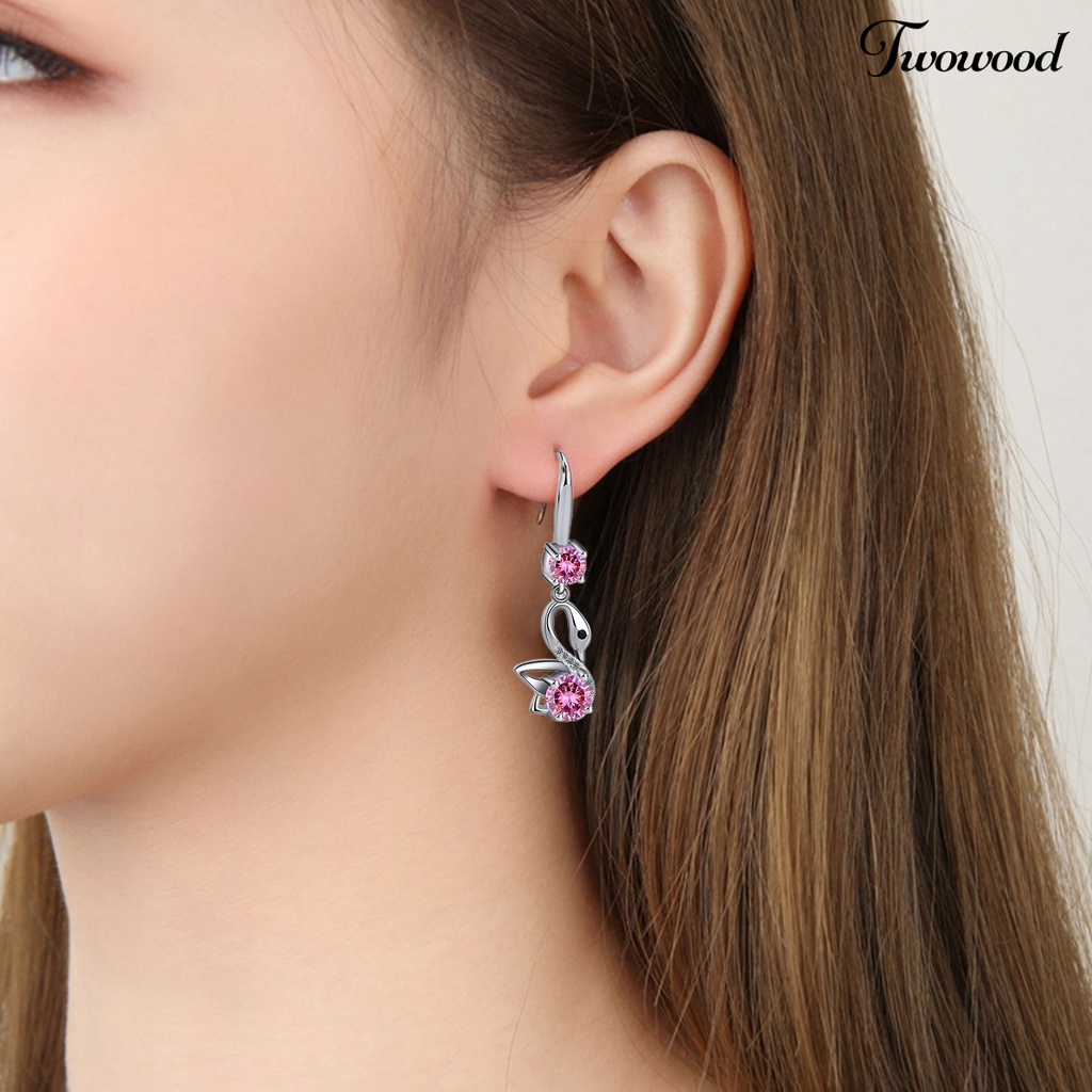 1 Pasang Anting Kait Desain Mata Hewan Bahan Cubic Zirconia Gaya Korea Untuk Pesta Pernikahan