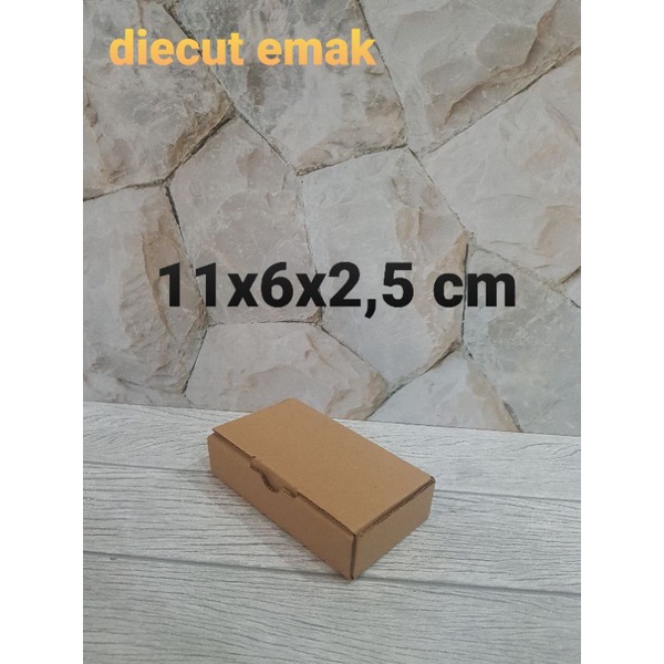 

Kardus Box uk 11x6x2,5 cm Kotak Karton Die Cut