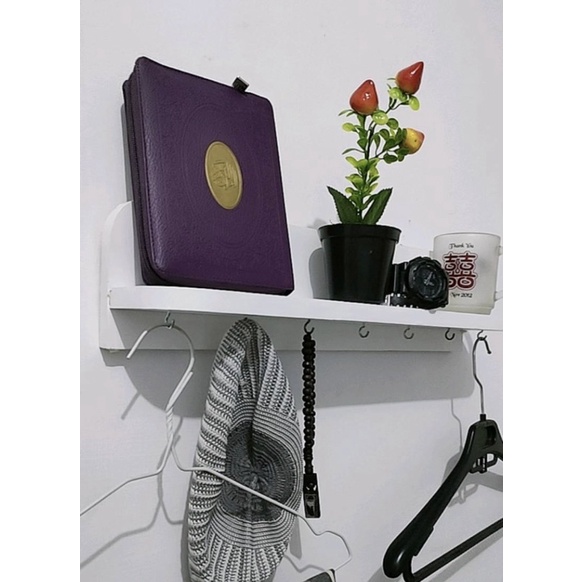 rak tempat cantolan kunci tas jaket baju serbaguna hiasan dinding, rak tempel