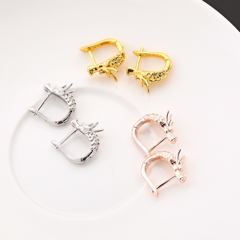 Anting Hoop Bentuk Kepala Naga Model Hollow Out Warna Emas Silver Gaya Hip Hop Untuk Wanita