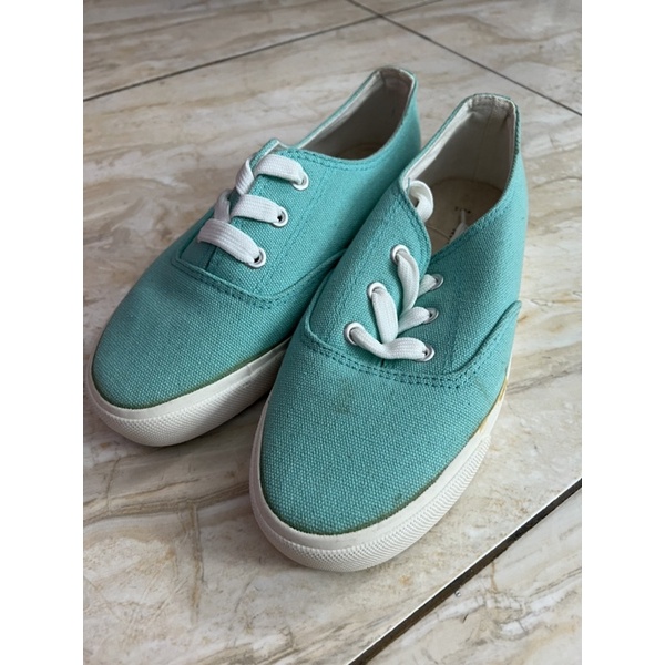 Sepatu Keds New Look size 36 New