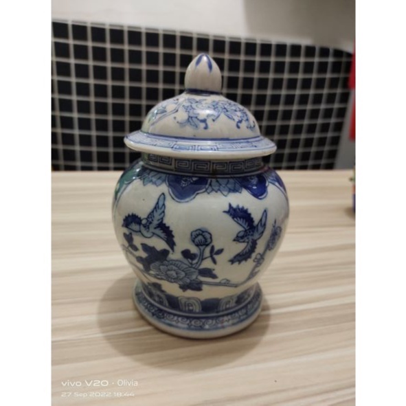 Guci Tochin Keramik Cina Motif Burung Cap Kuno Jadul Antik