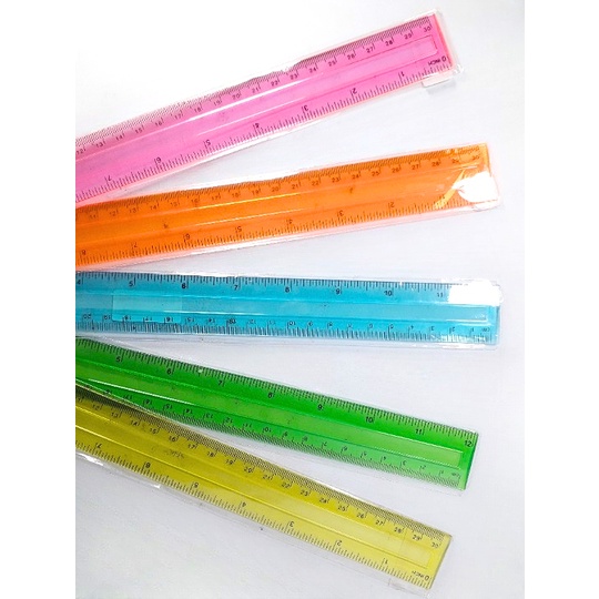 

Penggaris 30 cm (0184125)