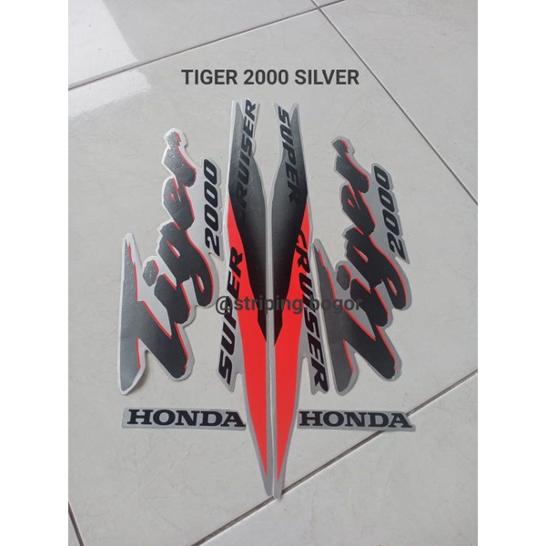 Stiker Striping Motor Honda Tiger 2000 Silver