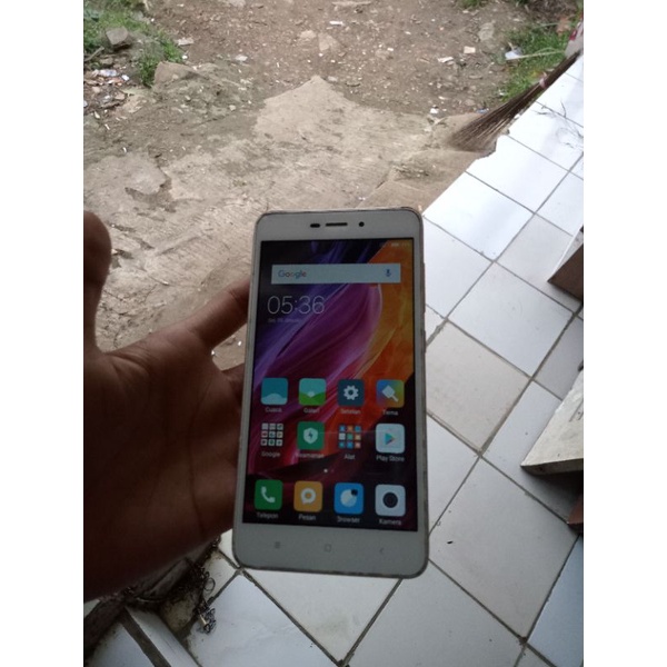 Xiaomi Redmi 4A Ram 2/16 ( Minus Noda Hitam)