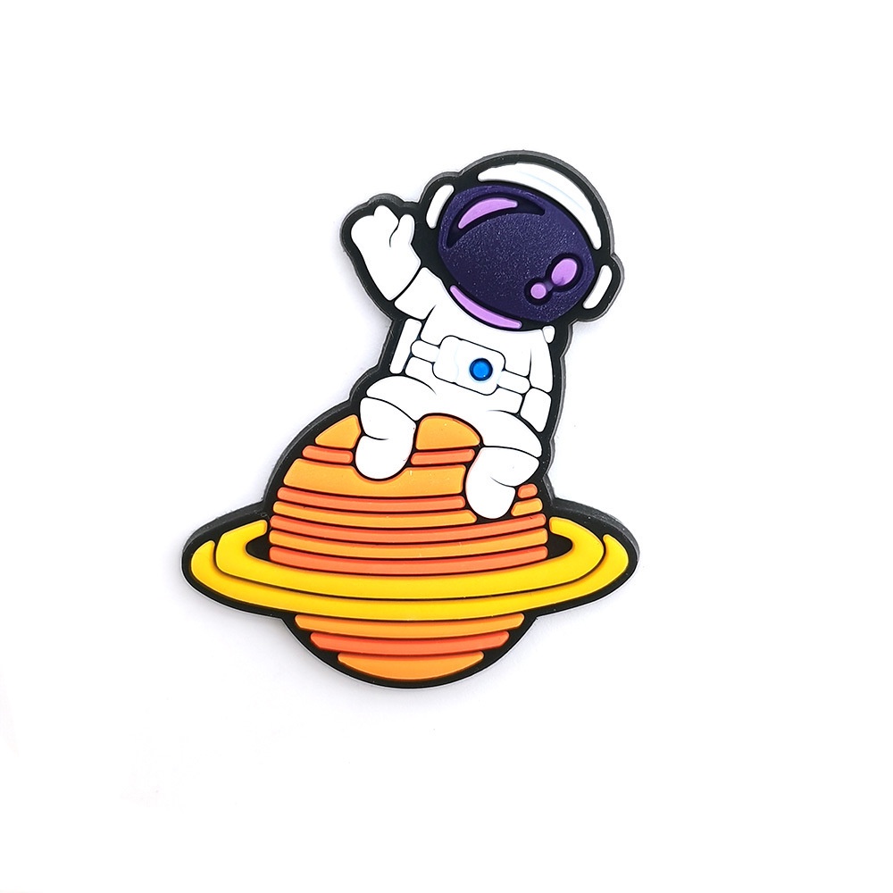 Charms Pin Jibbitz Desain Kartun Astronot Luar Angkasa Untuk Aksesoris Dekorasi Sandal clogs Anak