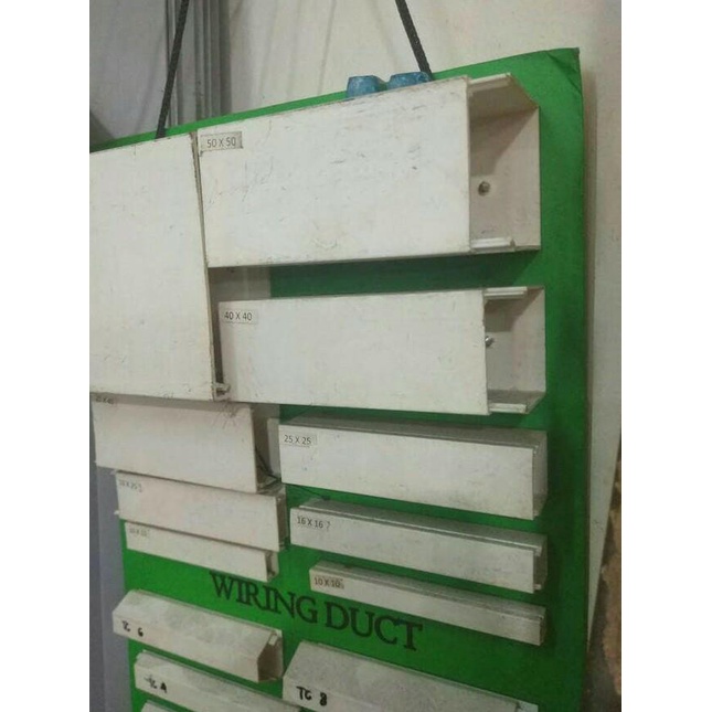Kabel Duct 60x40 mm duct putih 60 x 40 mm per batang