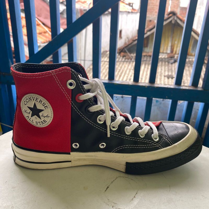 Preloved Sepatu Converse Chuck 70 High Rivals Red Black Egret, Ukuran 41