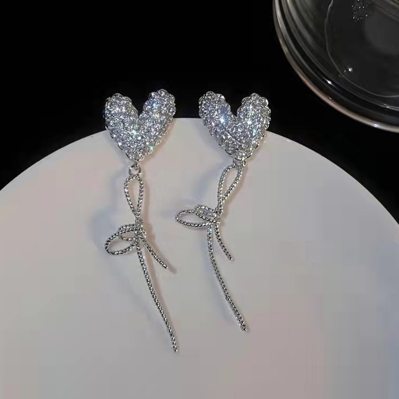 Anting Tusuk Gantung Temperament Desain Pitahatirumbai Panjang High Class Untuk Wanita