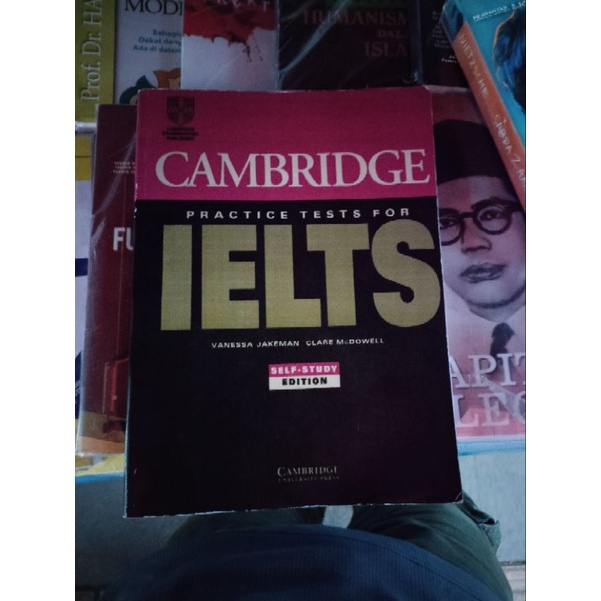 

IELTS buku PARACTICE test for ielts plus CD dan audio