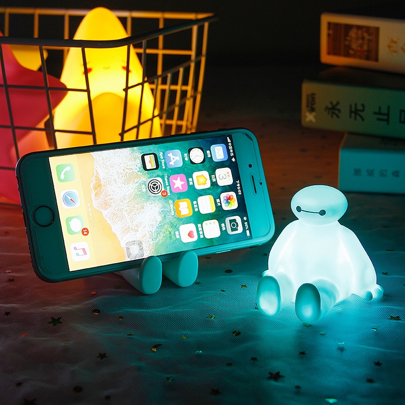 Disney Baymax Stand Mount Holder Handphone Desain Kartun Anime Big Hero 6 Dengan Lampu Warna-Warni