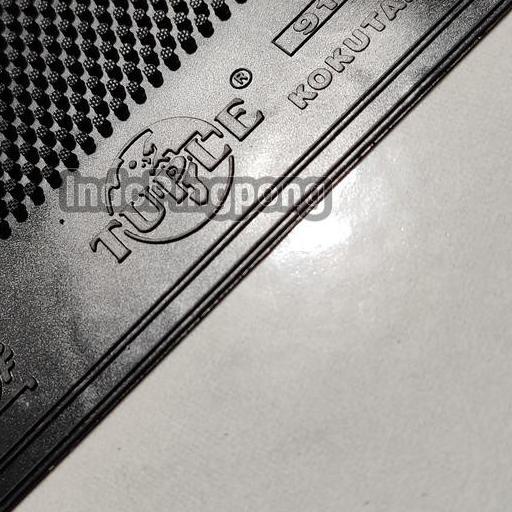 Tuttle 911 OX Kokutaku Tuple ~ Long Pips Karet Bintik Bertahan Panjang - Hitam