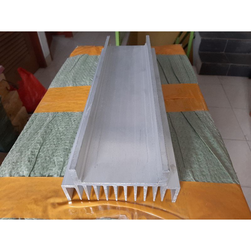 Heatsink 3u tebal, panjang 30 cm