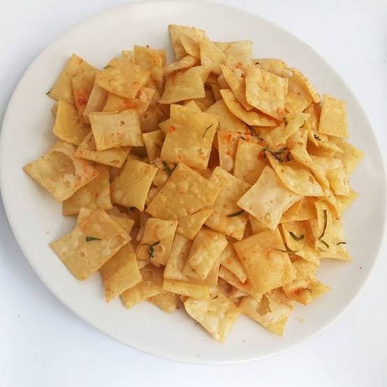 

Keripik pangsit goreng