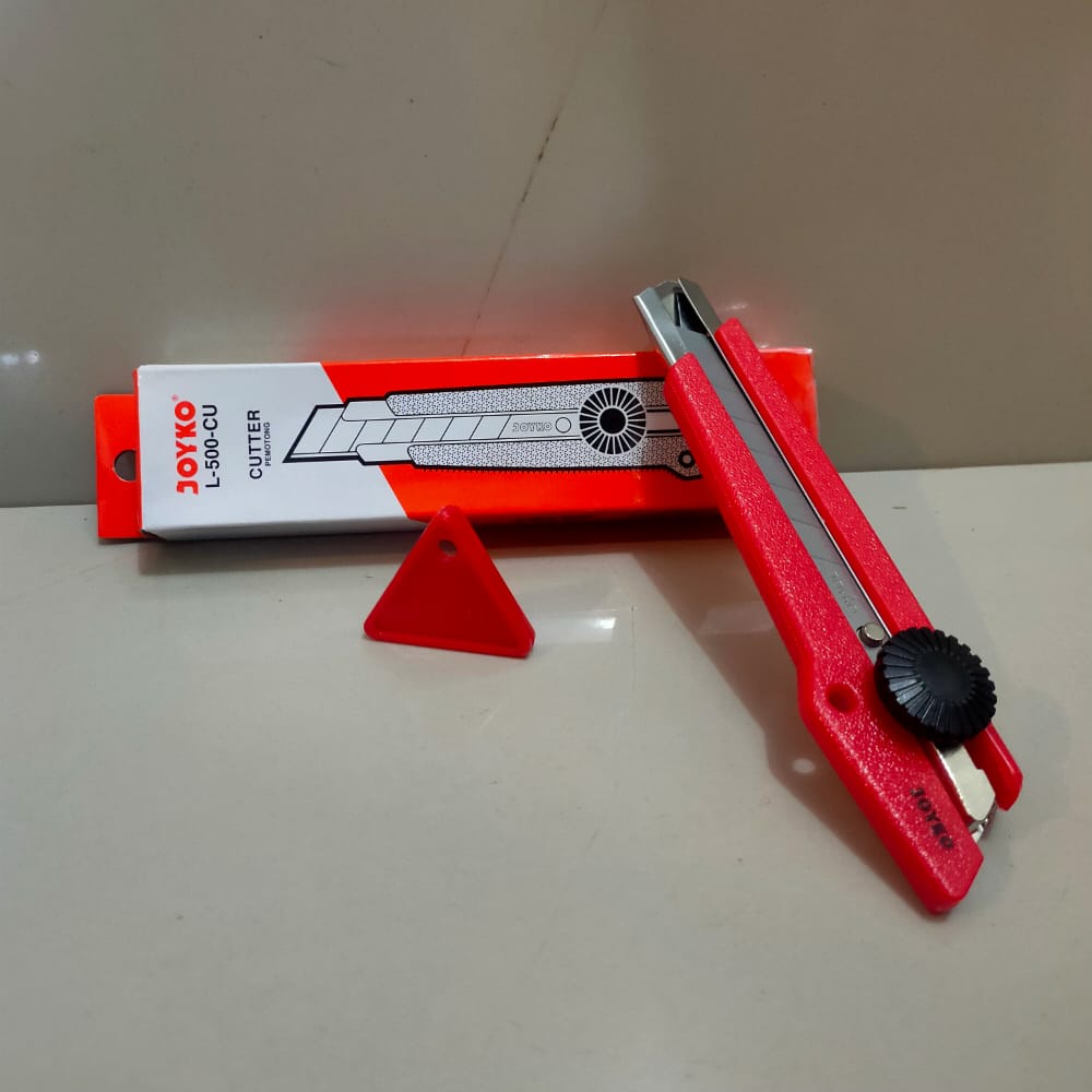 

Pisau Cutter Joyko L-150 Besar \ Pisau Karter Joyko Besar / Pisau Kater Joyko Besar