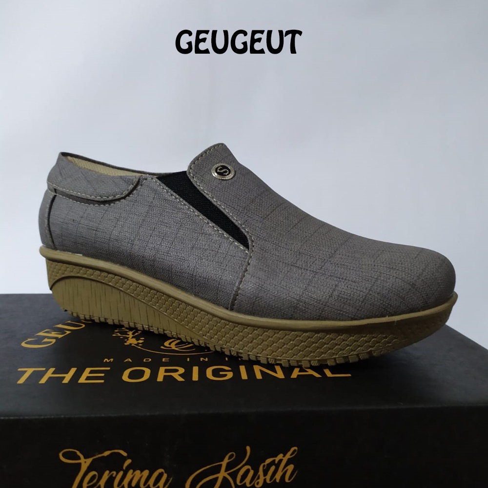 GEUGEUT - SEPATU SLIP ON SINTETIS WANITA FZ-F51 PRODUK LOKAL BUKAN IMPORT