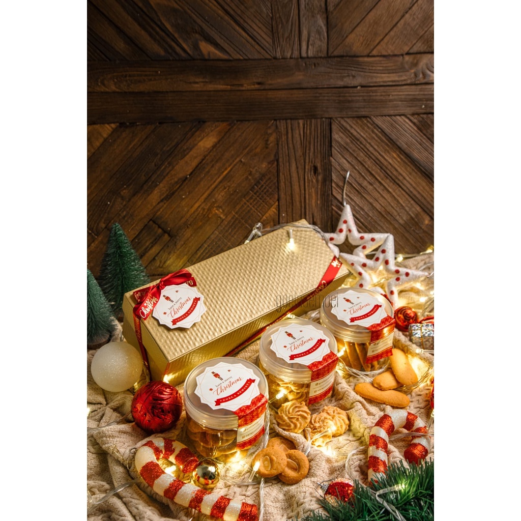 

READY JAKARTA 19 APR 2025 - CAVALIER HAMPER GOELA SEMOET CHRISTMAS NATAL OLEH OLEH BANDUNG VIRAL SALE PROMO PAKET HADIAH BOLU CAKE LEGIT PIA ROTI PIE COOKIES PASTRY LAPIS BIRTHDAY CAKE KUE ULANG TAHUN KULINER CEMILAN DESSERT CROISSANT CROFFLE BUTTER SUGAR