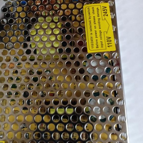 Power Supply Adaptor Switching 12V 10A / Trafo 12 Volt 10 Ampere