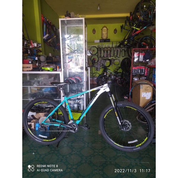 SEPEDA FULL BIKE SECOND XTRADA 2021 KONDISI BEKAS