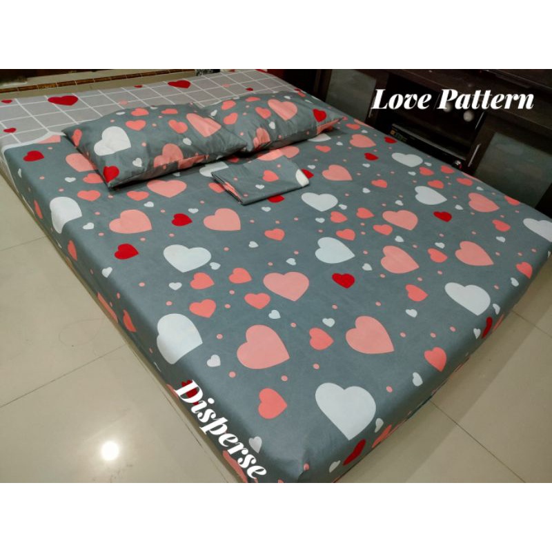 Sprei Love Pattern