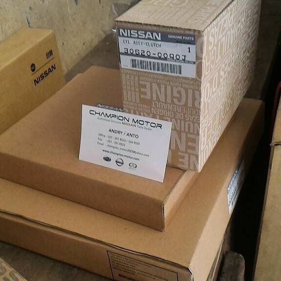 Transmisi Mobil Kopling Set Nissan Grand Livina L10 L11 1.5 Evalia Original
