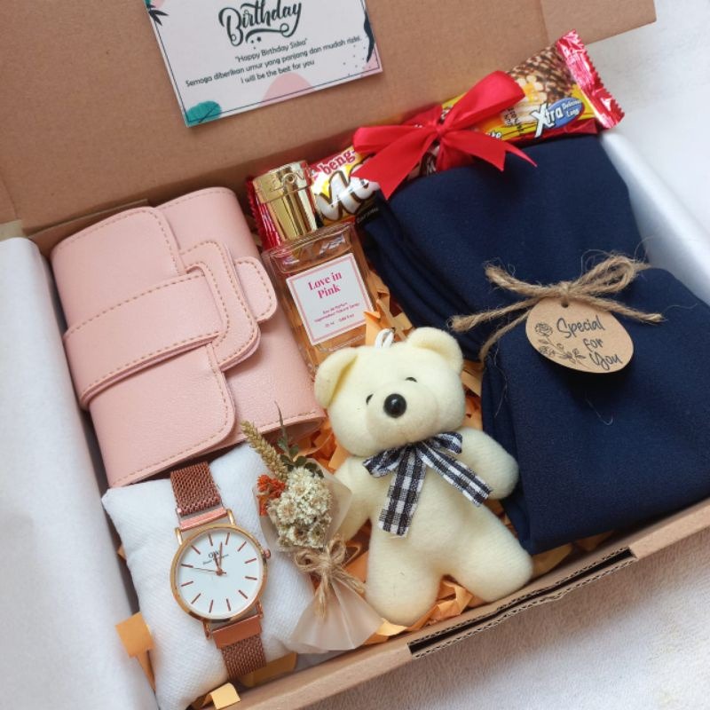 Hampers Kado cewek spesial jam tangan rantai pasir coklat hijab ulang tahun wisuda anniversary besti pacar