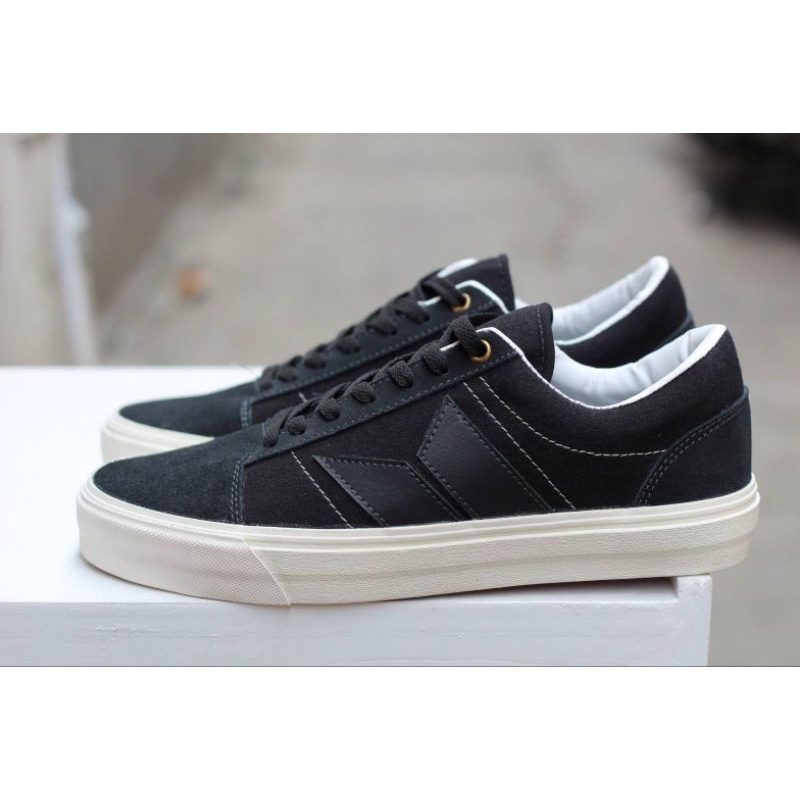 SEPATU SNEAKERS MACBETH CASUAL Pria. Ukuran 39-43