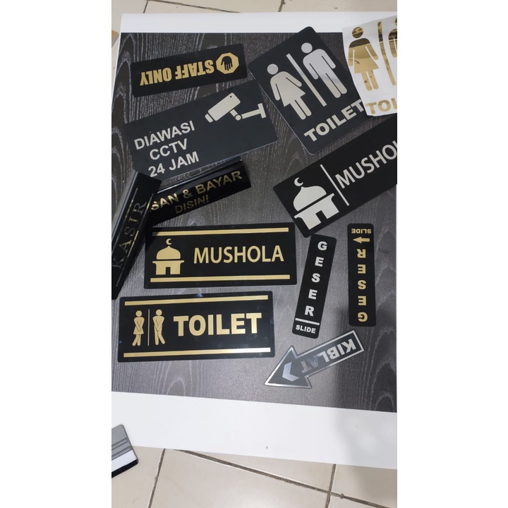 

RK Akrilik Batas Suci Acrylic Signage Akrilik Custom