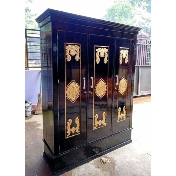 lemari jati 3 pintu