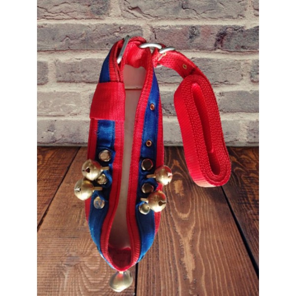 kalung kambing dan talinya