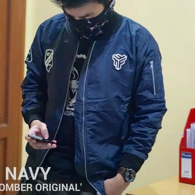 jaket bomber pria/bomber jaket/jaket bomber army/jaket parasut pria - Hitam, L