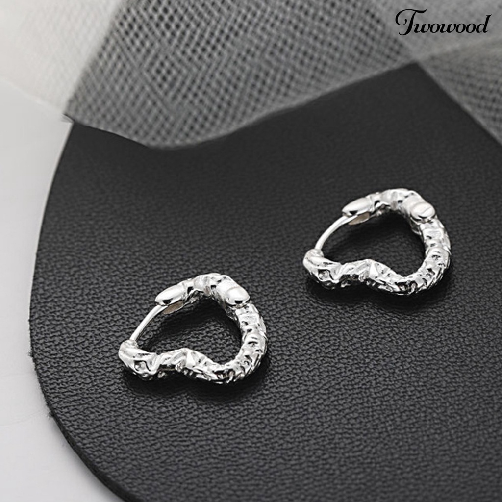 1 Pc Anting Wanita Bentuk Hati Model Hollow Gaya Korea Rock Untuk Pesta Pernikahan