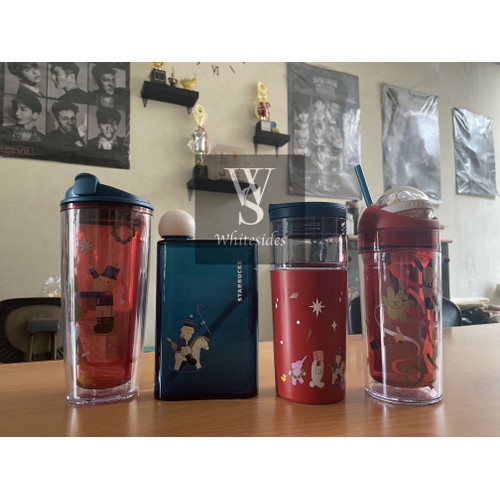 2022 Christmas Edition Holiday Tumbler Starbucks Bottle Reusable Cup