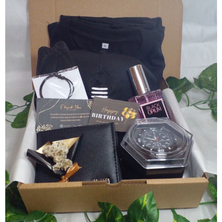 

Gift box Hampers Cowok Kado/hadiah yang cocok diberikan di hari ulang tahun wisuda hari jadi KS871