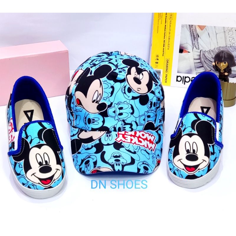Paket Sepatu Anak Perempuan laki laki Sepatu dan Topi Anak Paket Sepatu Slip On dan Topi Baseball Anak Perempuan Laki Laki Karakter Miki Biru