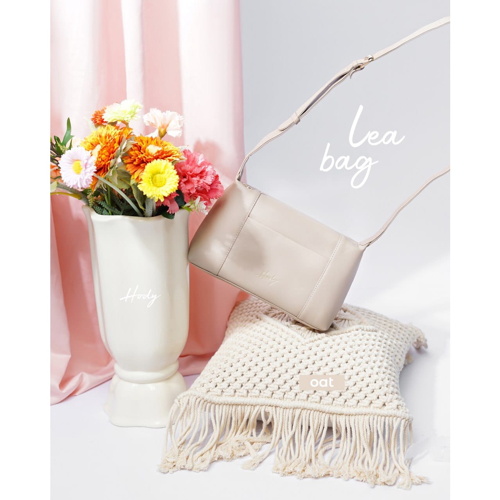 Hody - LEA Bag - Tas Selempang Wanita Vintage Simple Elegan Bahan Kulit PU Premium | LEA BAG BY HODY