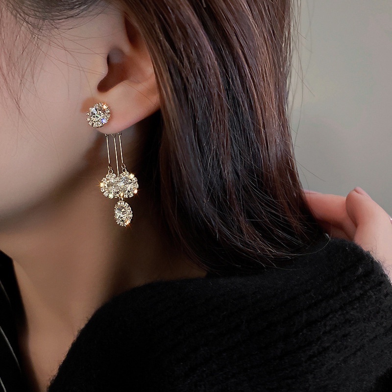 1 Pasang Anting Giwang Panjang Elegan Dengan Kristal + Berlian Imitasi Untuk Wanita