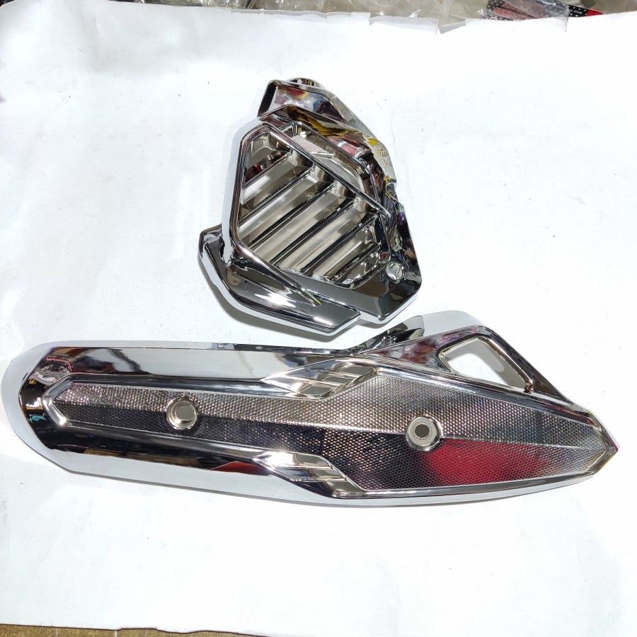 Tutup Knalpot Plus tutup radiator vario 125 old