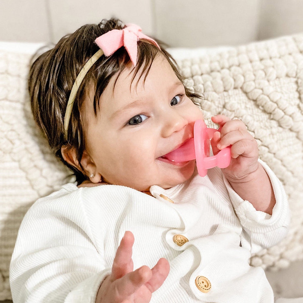 Itzy Ritzy Teensy Soothing Silicone Teether