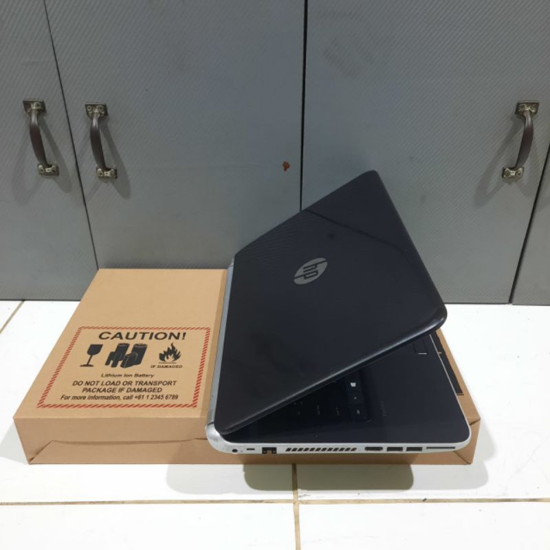 Laptop HP Pavilion 14 intel Cor i5 Ram 4GB HDD 500GB Layar 14 inch windows 10 Full aplikasi siap pakai ok