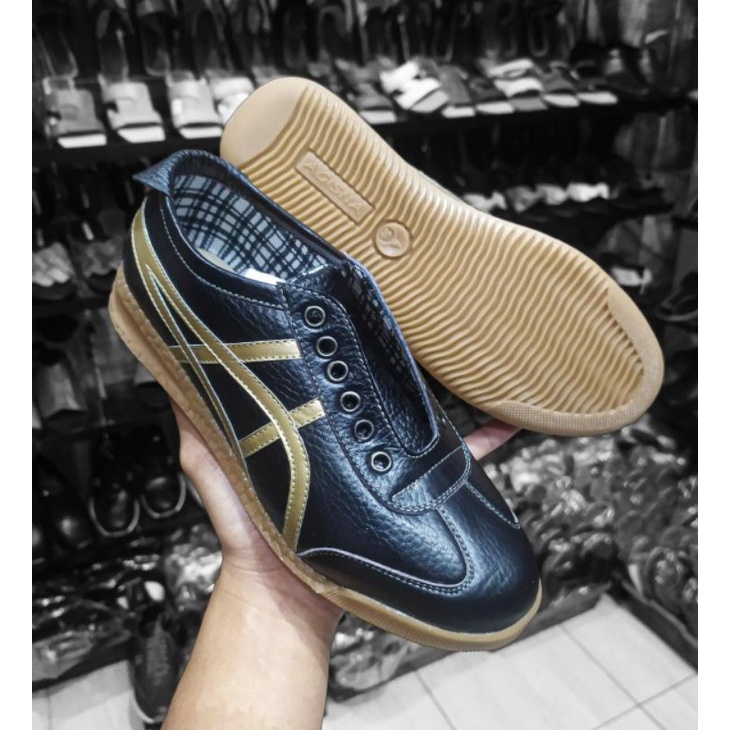 sepatu kulit otsuka