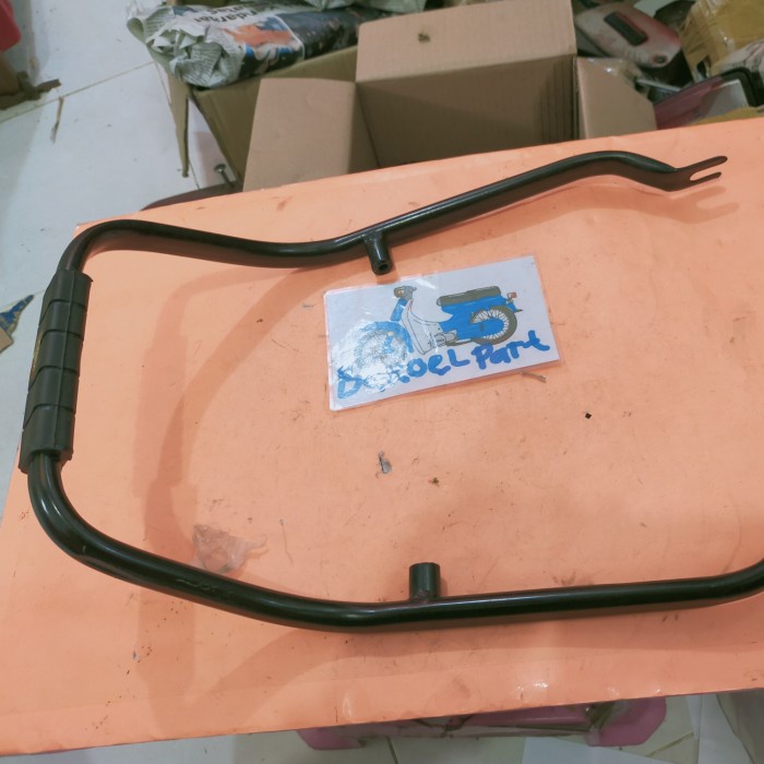 behel begel planger pegangan besi belakang suzuki RC 100 RC100 Bravo