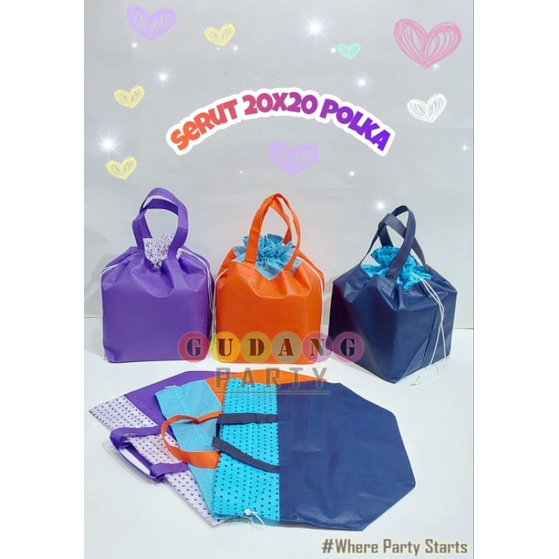 

Spunbond Serut 20 TBL/Tas Serut Polka/Kantong Ultah/Tas Bingkisan/Goody Bag