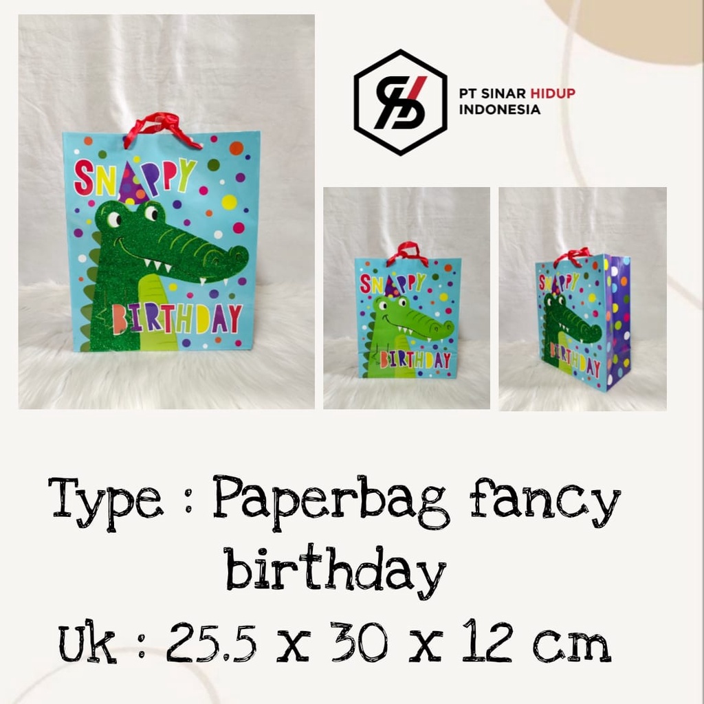 

Paper Bag fancy motif (Random) Craft All Size Tote Bag Souvenir Weding Hajatan Perlusin ( 12 Pcs )