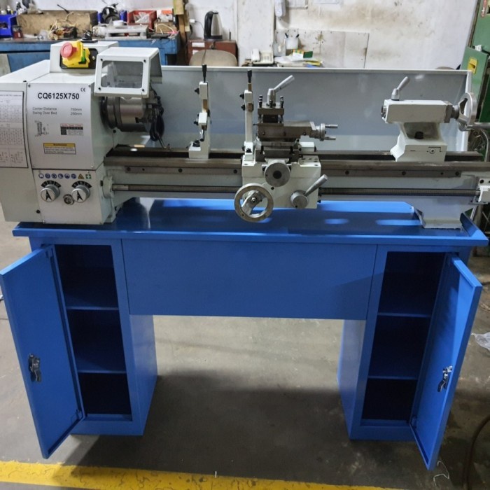 Mesin Bubut 75 Cm CQ-6125 Westco Bubut Besi