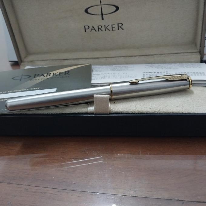 

Vintage Parker Sonnet France IIII Fountain Pen Gold 18K Fine nib