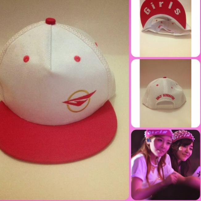Topi SNSD Girls Generation SNSD Concert Pink Putih Taeyeon Tiffany