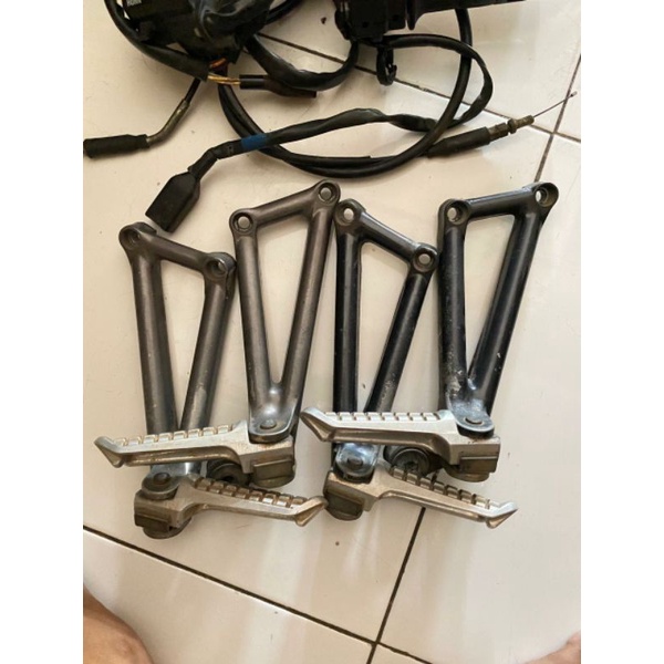 Postep belakang ninja RR